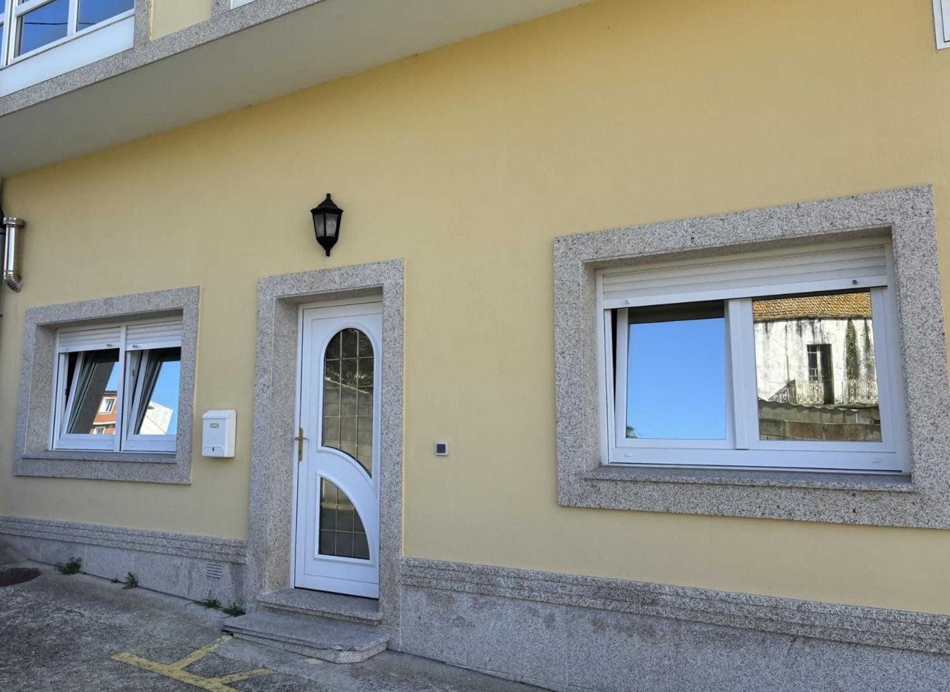 Grupo Gontad Apartamento Travesia Da Agra A Coruna Exterior photo